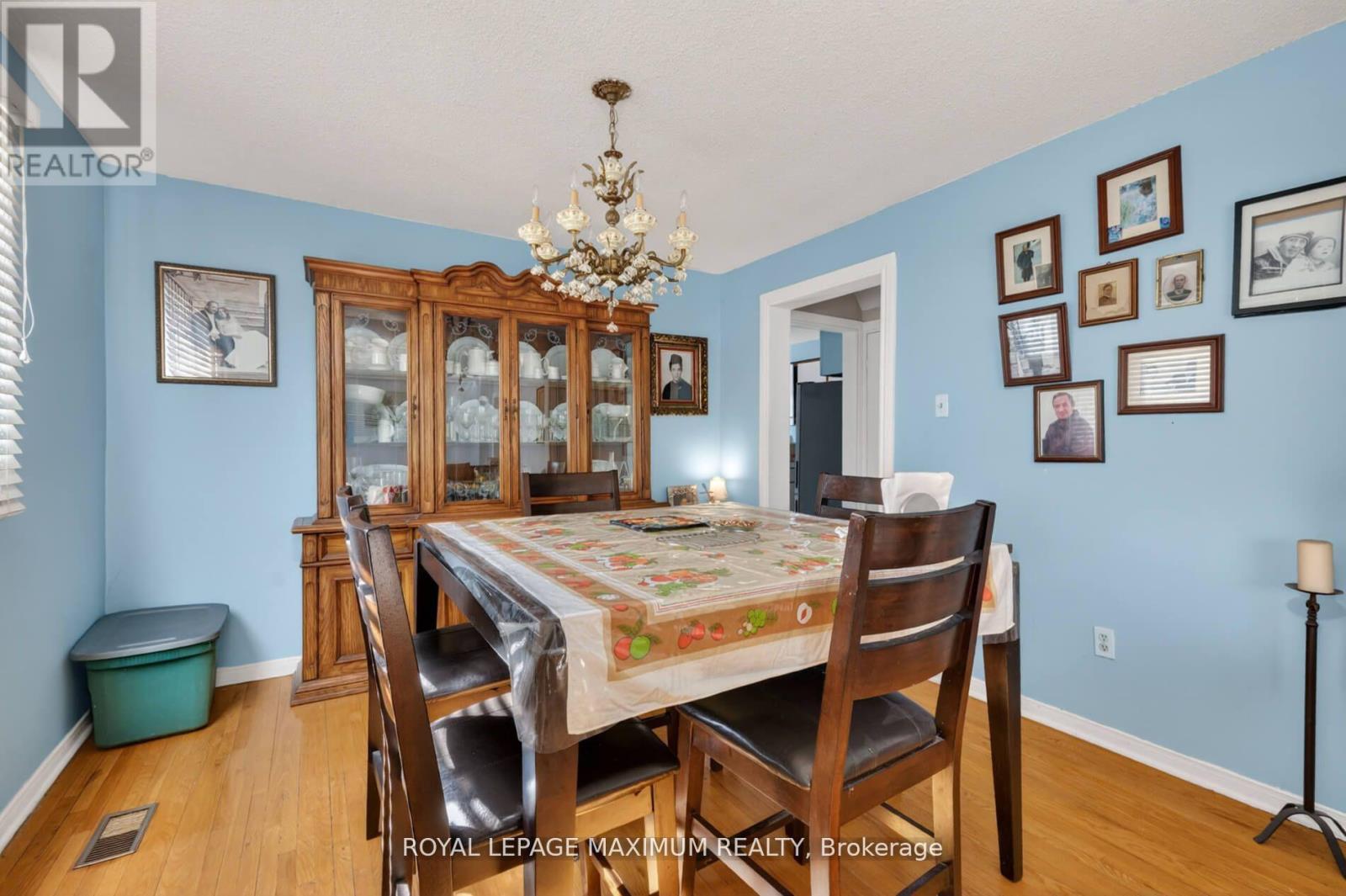 3 MUZZO COURT - 11