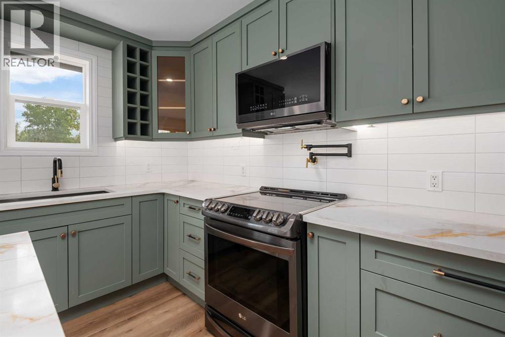 1504 Big Springs Way SE - 13