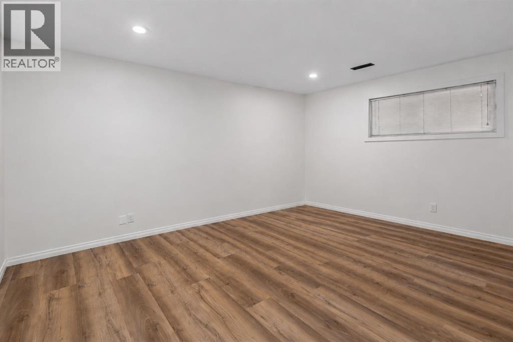 1504 Big Springs Way SE - 33