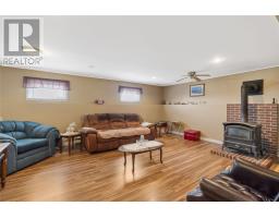 20 Braggs Lane thumbnail 17