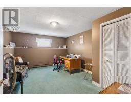20 Braggs Lane thumbnail 24