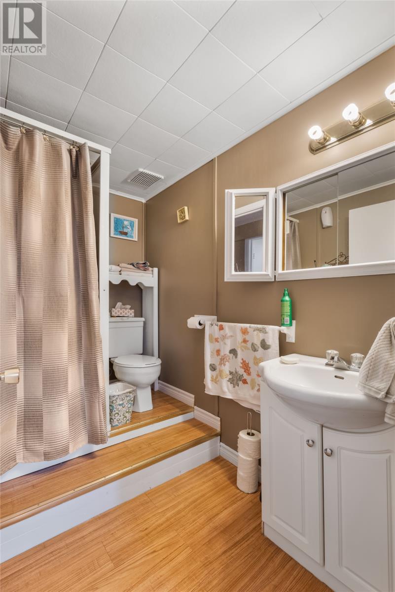 20 Braggs Lane - 22