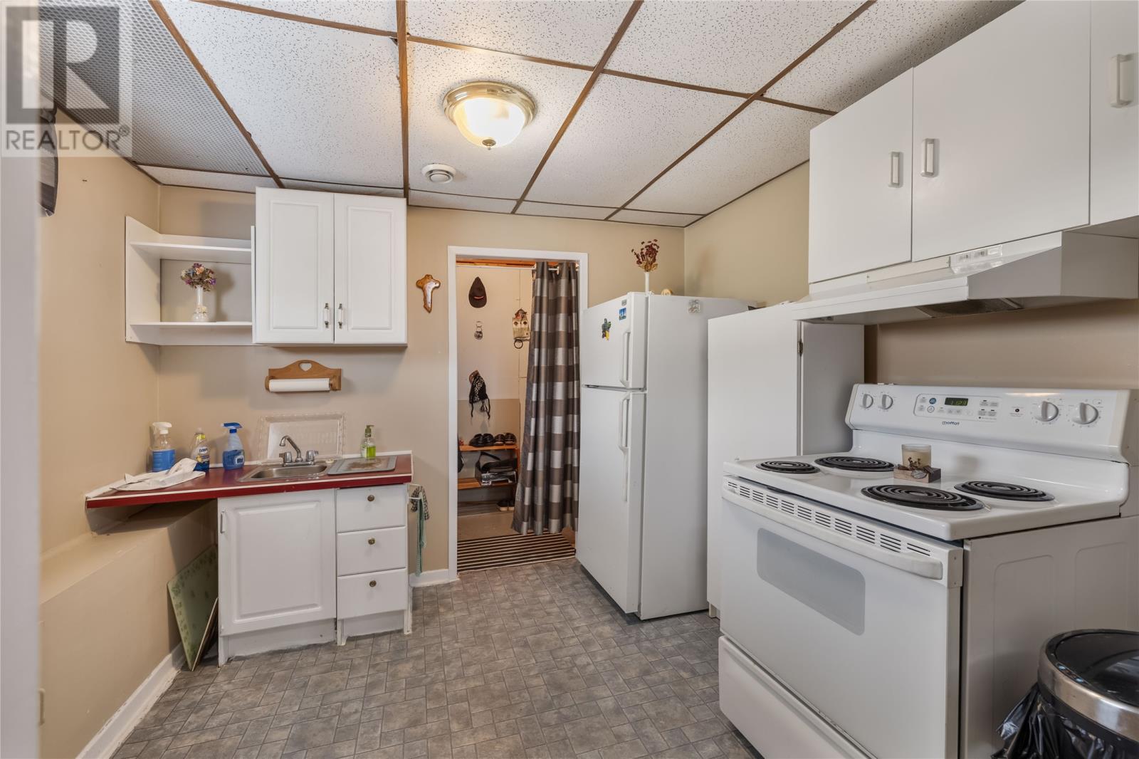 20 Braggs Lane - 20