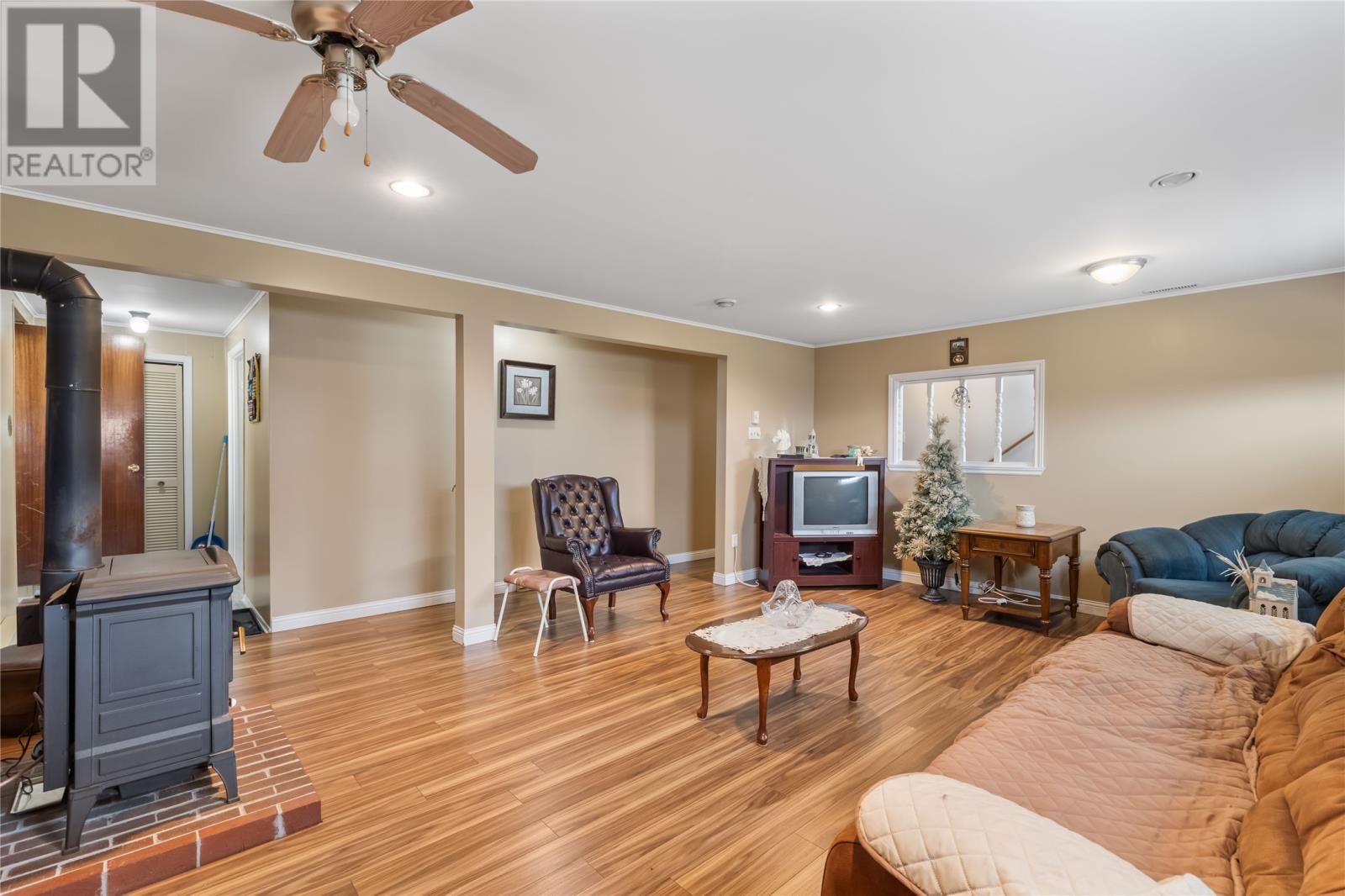 20 Braggs Lane - 21