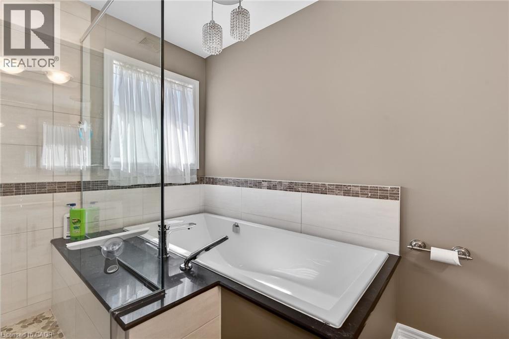 234 GATESTONE Drive - 32