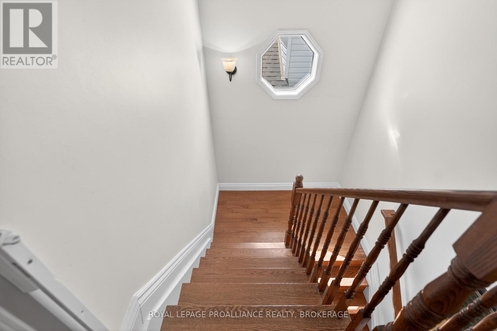87 DALGLEISH AVENUE - 17