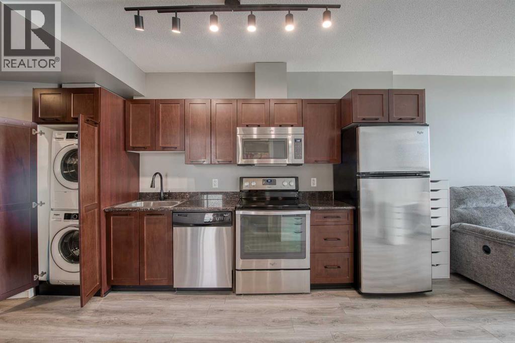 #1707 3820 Brentwood Road NW - 7