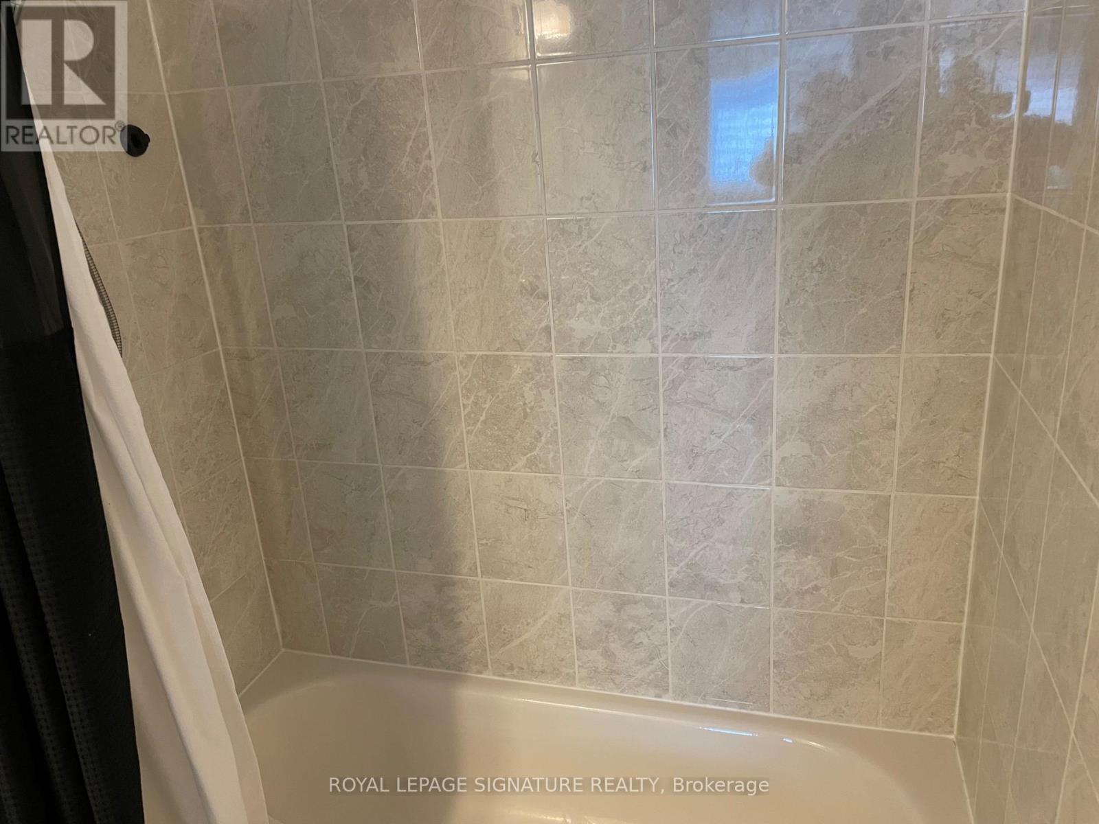 #11 20 WOODSTREAM DRIVE - 19