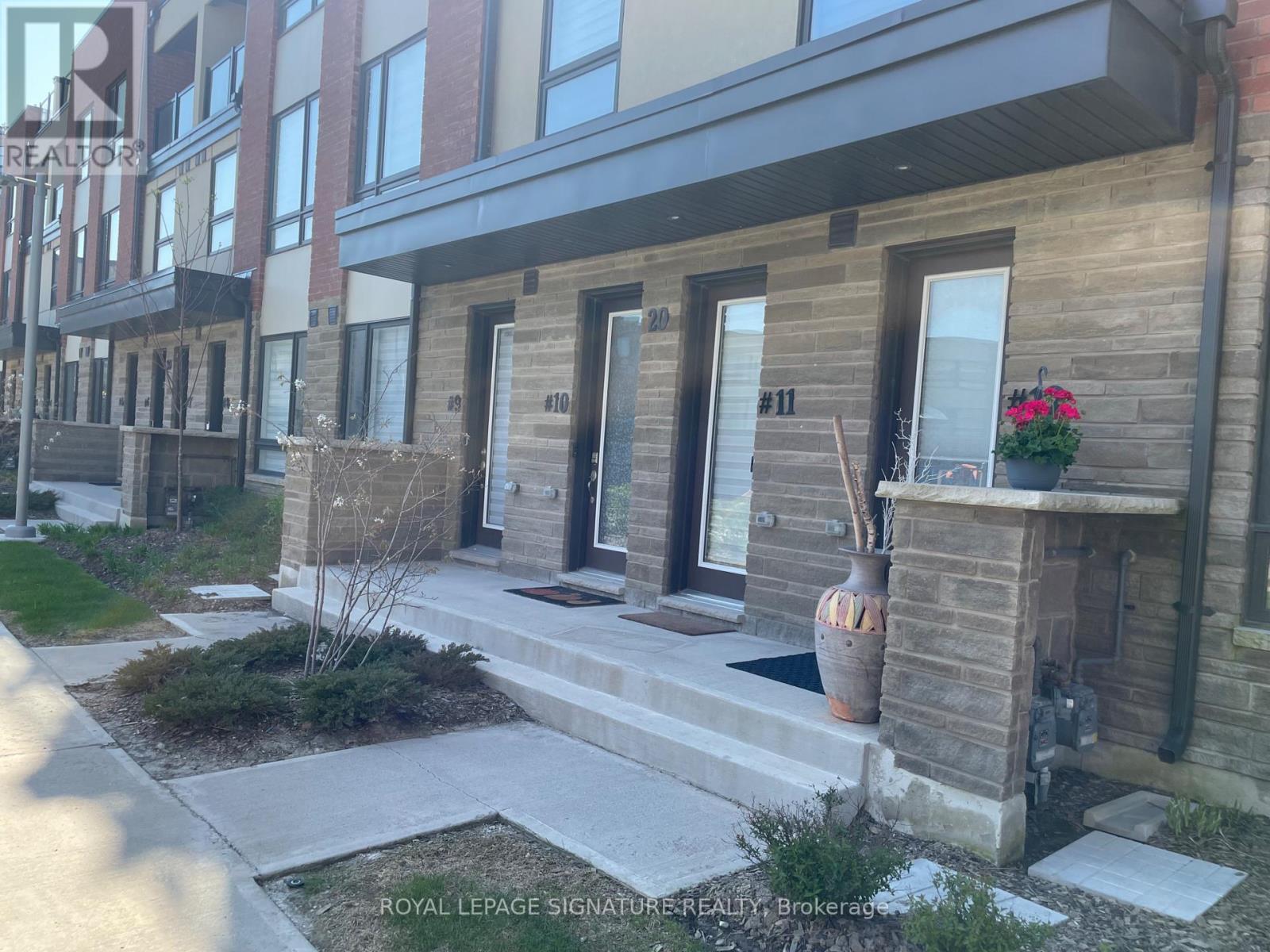 #11 20 WOODSTREAM DRIVE - 6
