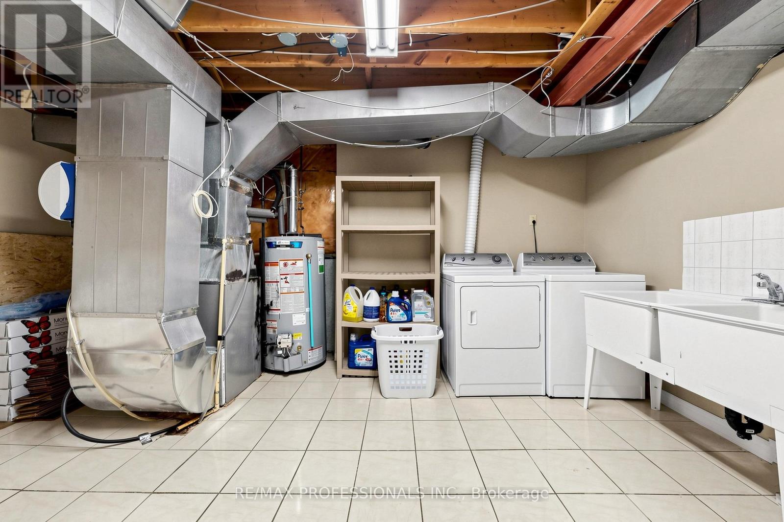 970 SILVERSMITH DRIVE - 46