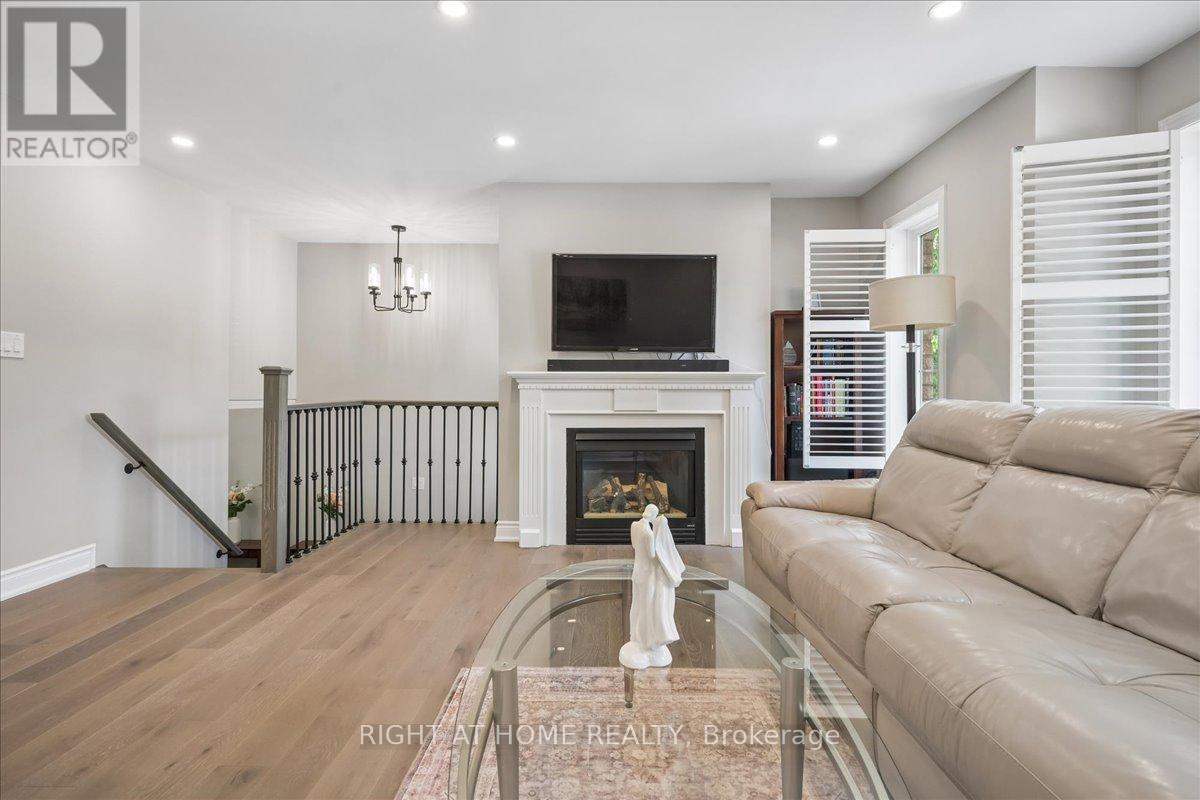 2225 HUMMINGBIRD WAY - 10