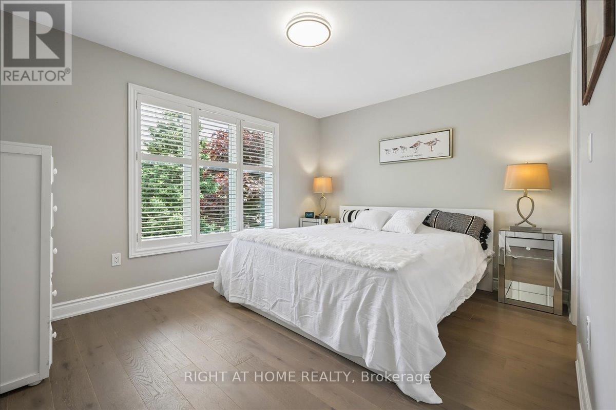 2225 HUMMINGBIRD WAY - 21