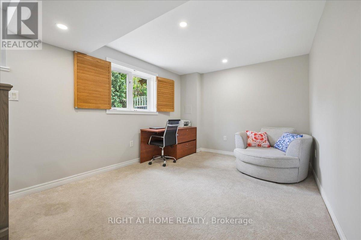 2225 HUMMINGBIRD WAY - 30