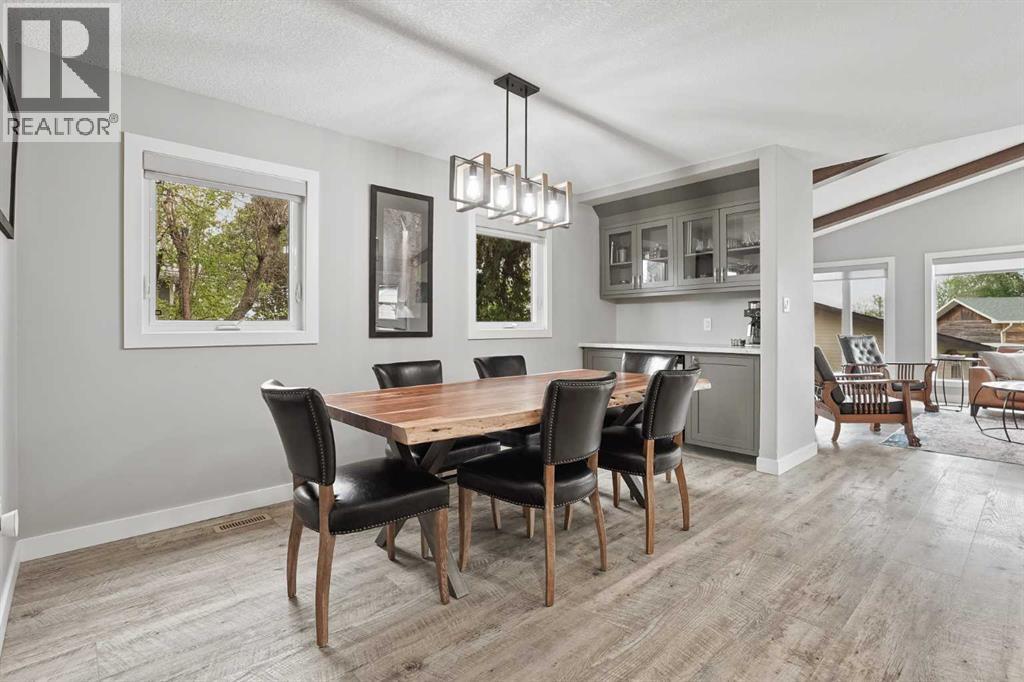 613 33 Street S - 8