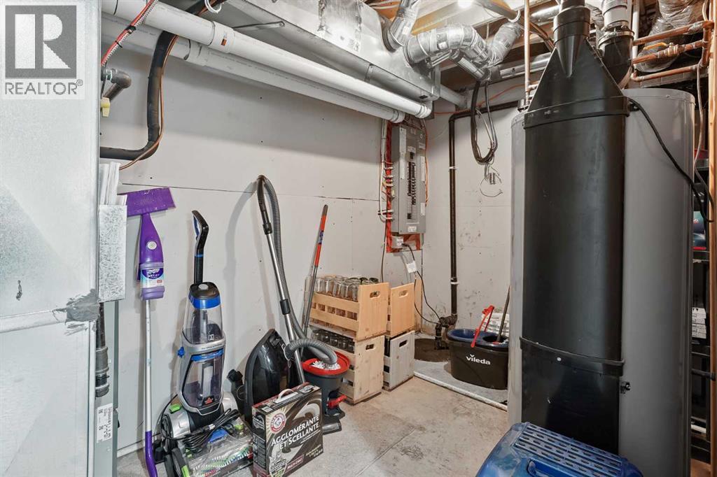 613 33 Street S - 40