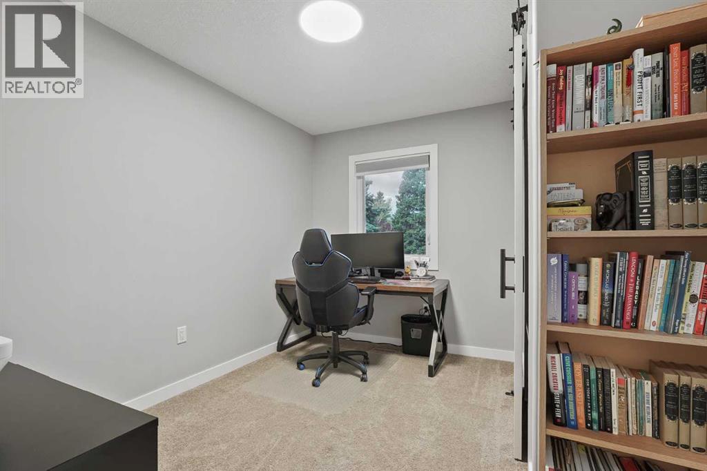 613 33 Street S - 27
