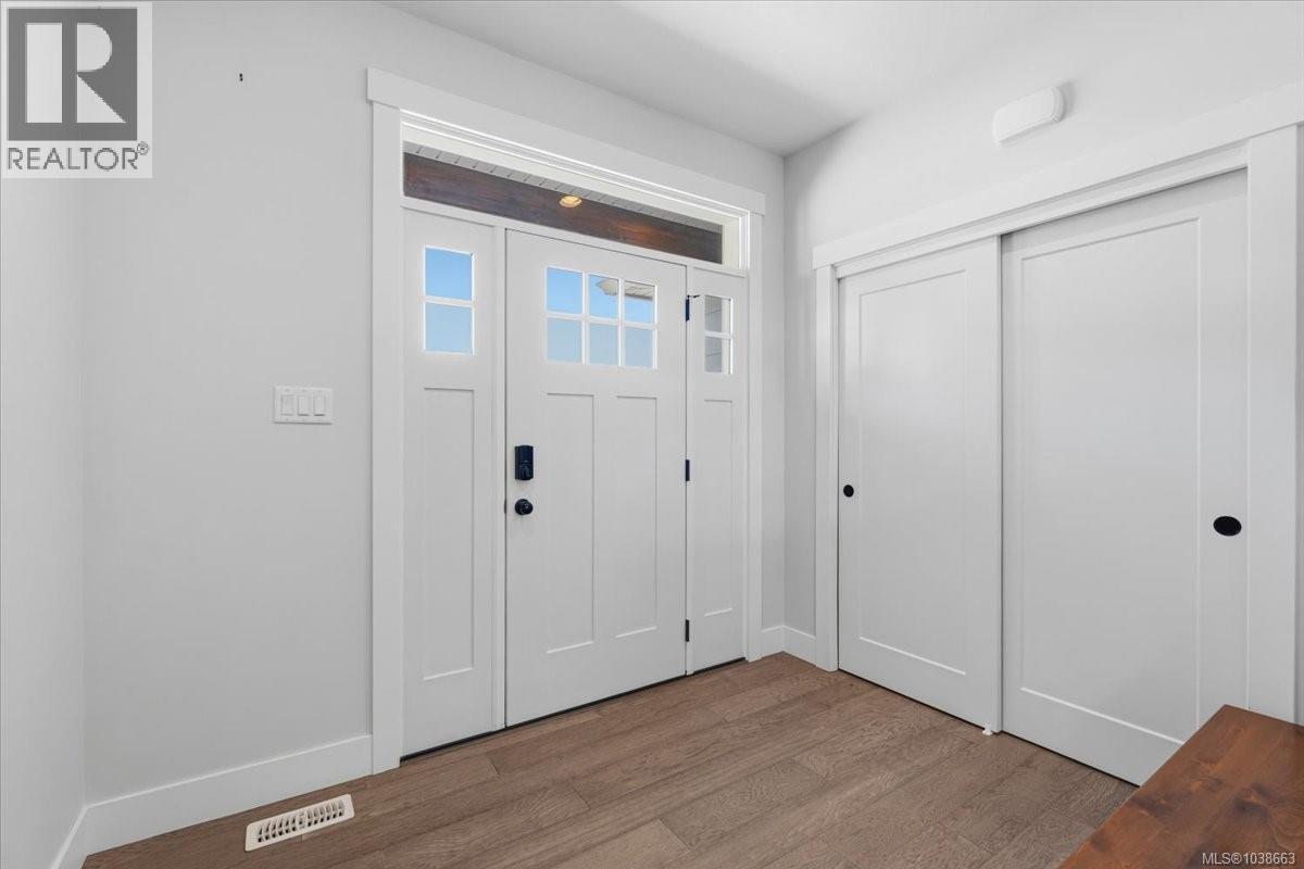3825 Marjorie Way - 24