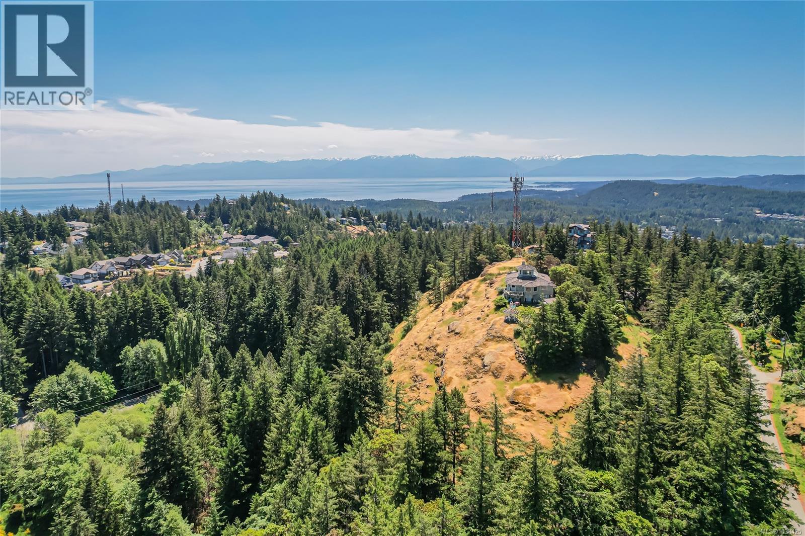 749 Walfred Rd - 6