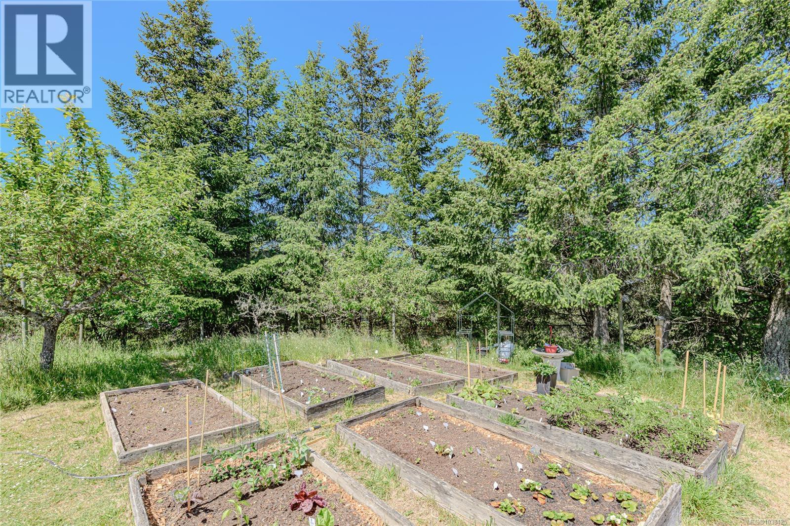 749 Walfred Rd - 30