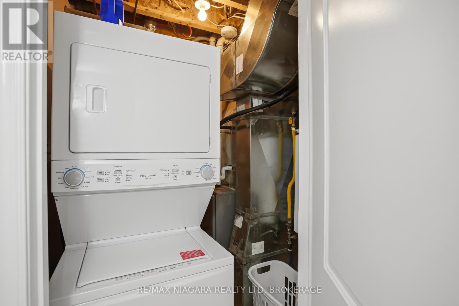 #104 6045 DUNN STREET - 25