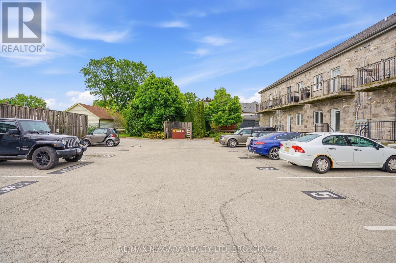 #104 6045 DUNN STREET - 30