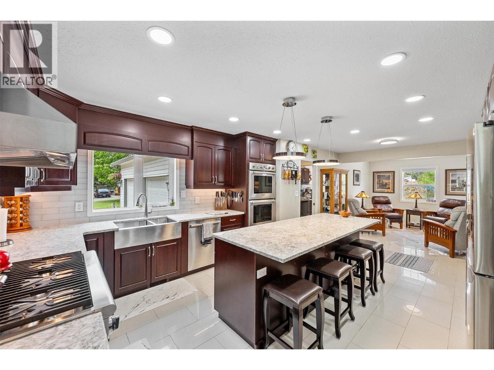  2900 River Road, Keremeos