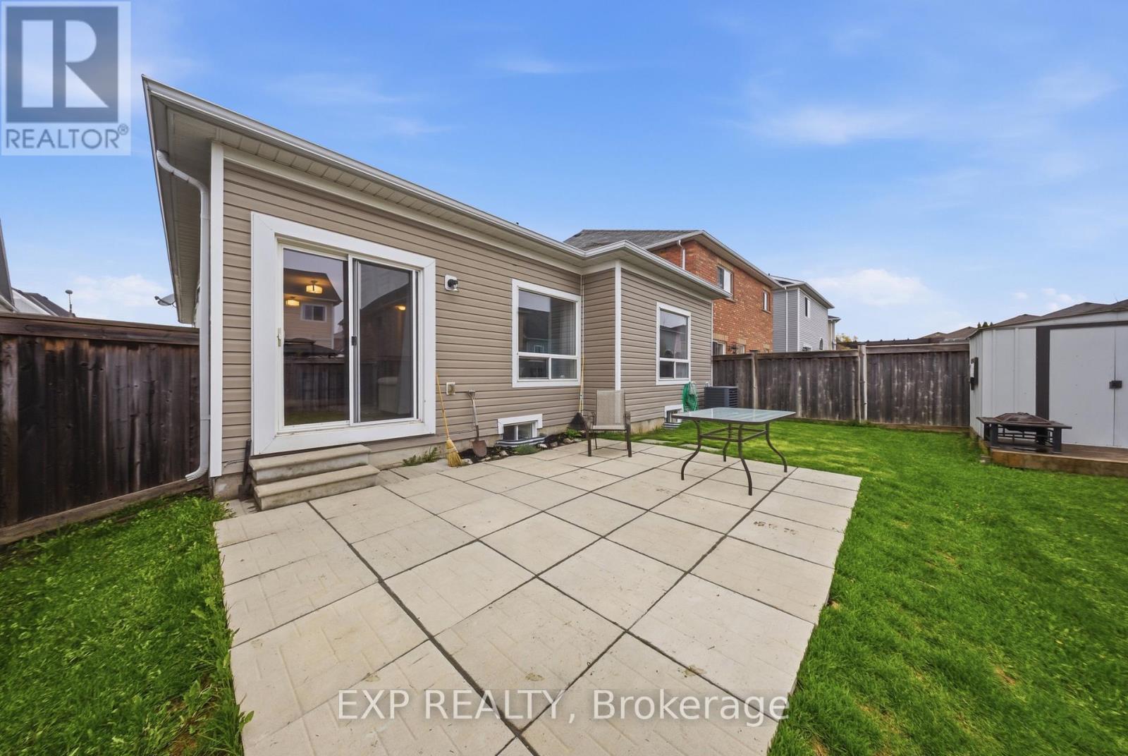 832 O'REILLY CRESCENT - 37