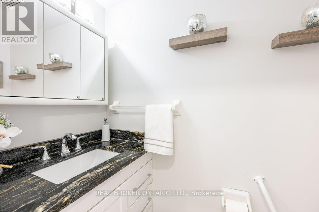 #2 185 HIGHLAND CRESCENT - 6