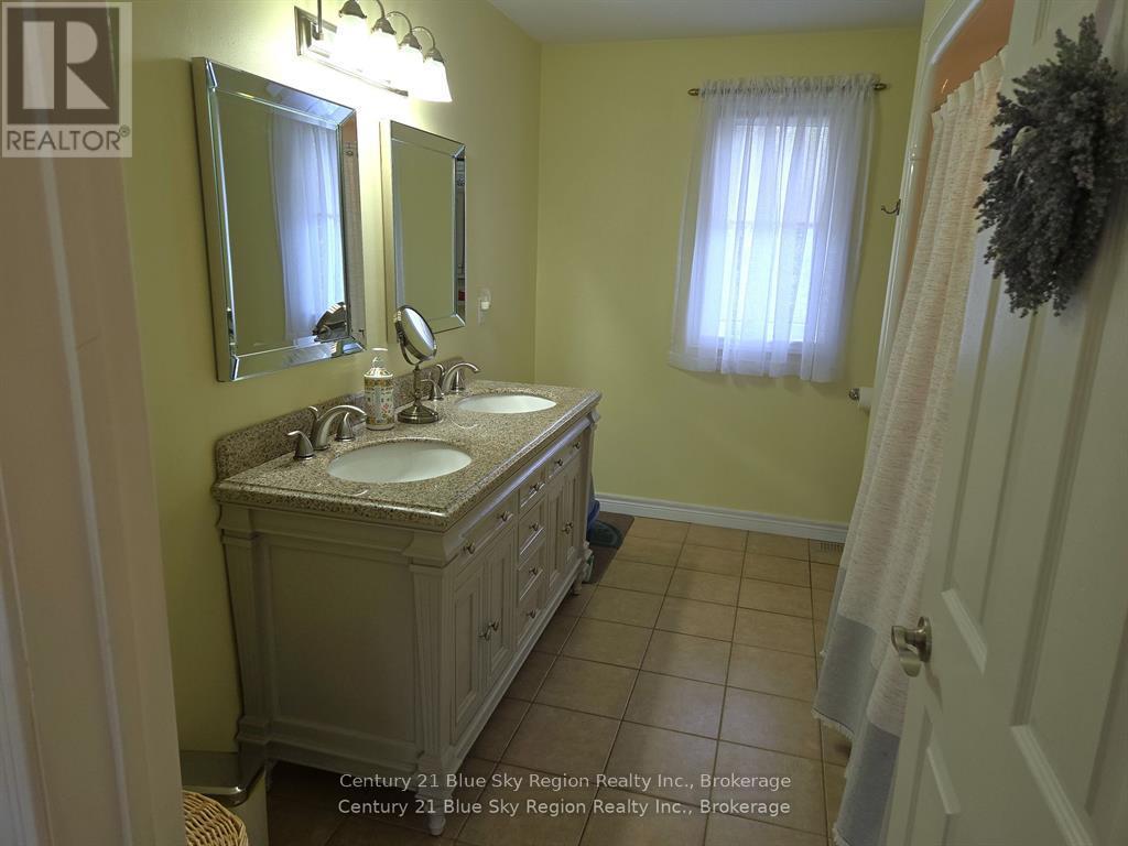 615 SEAGULL LAKE ROAD - 32