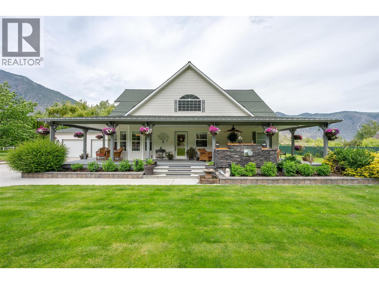 2900 River Road, Keremeos
