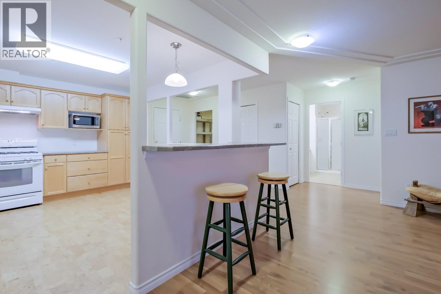 #705 2285 ATKINSON Street - 4