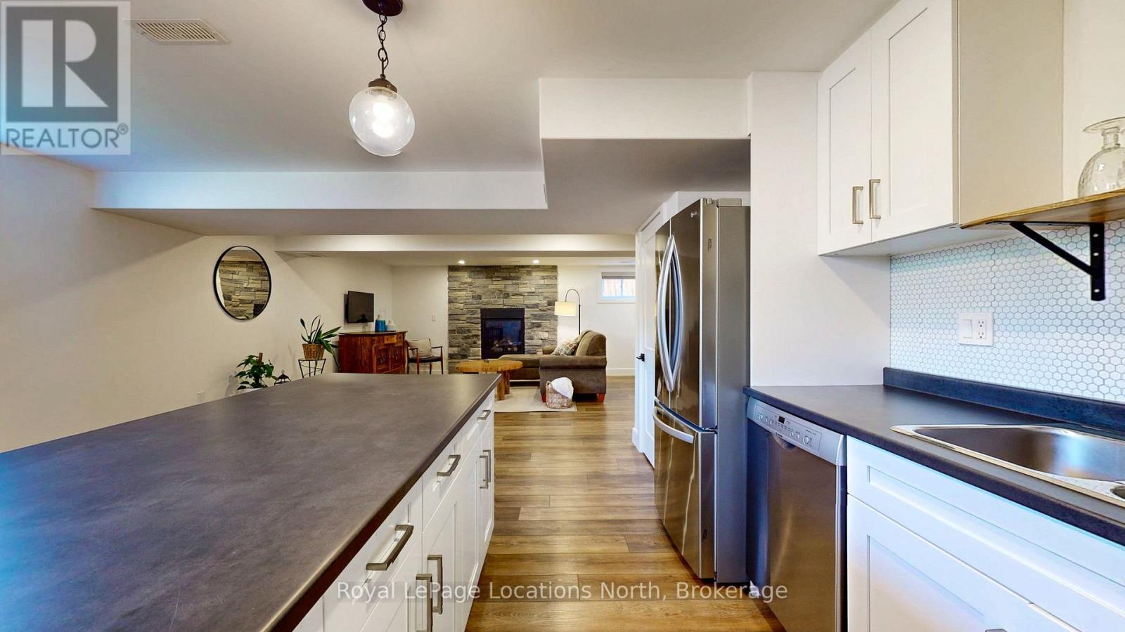 70 PLEWES DRIVE - 33