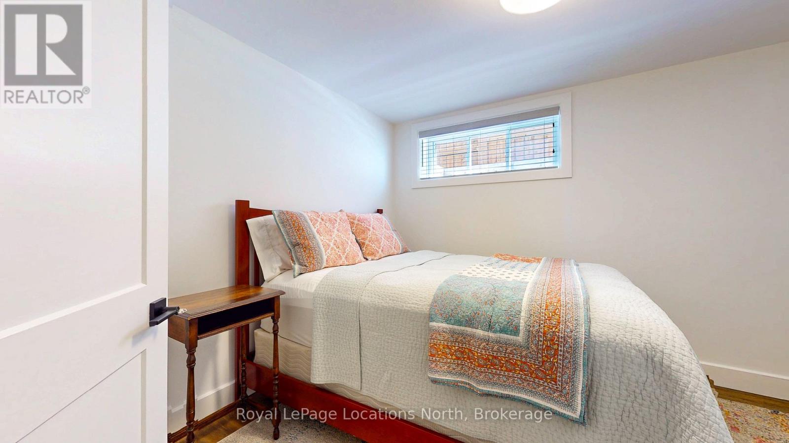 70 PLEWES DRIVE - 35