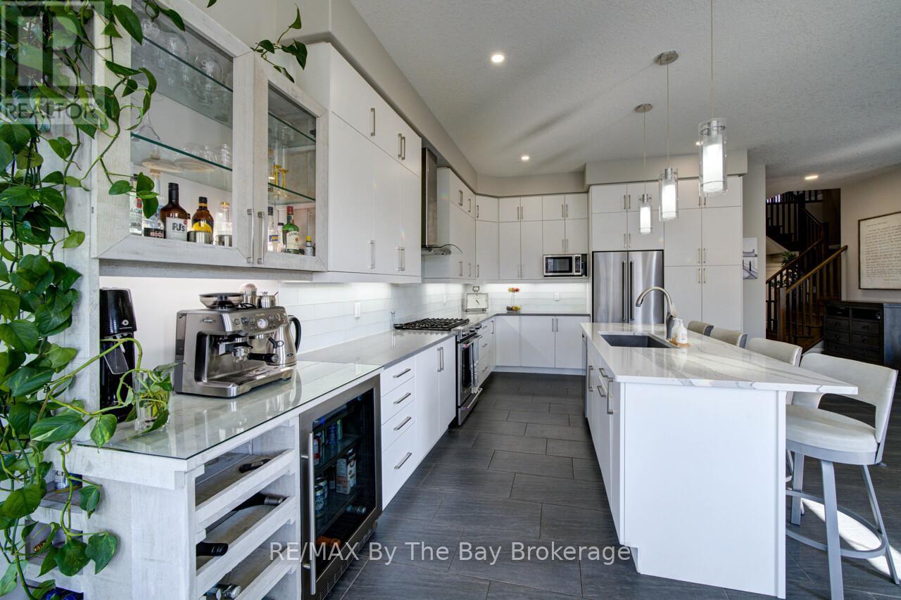 39 GILPIN CRESCENT - 10