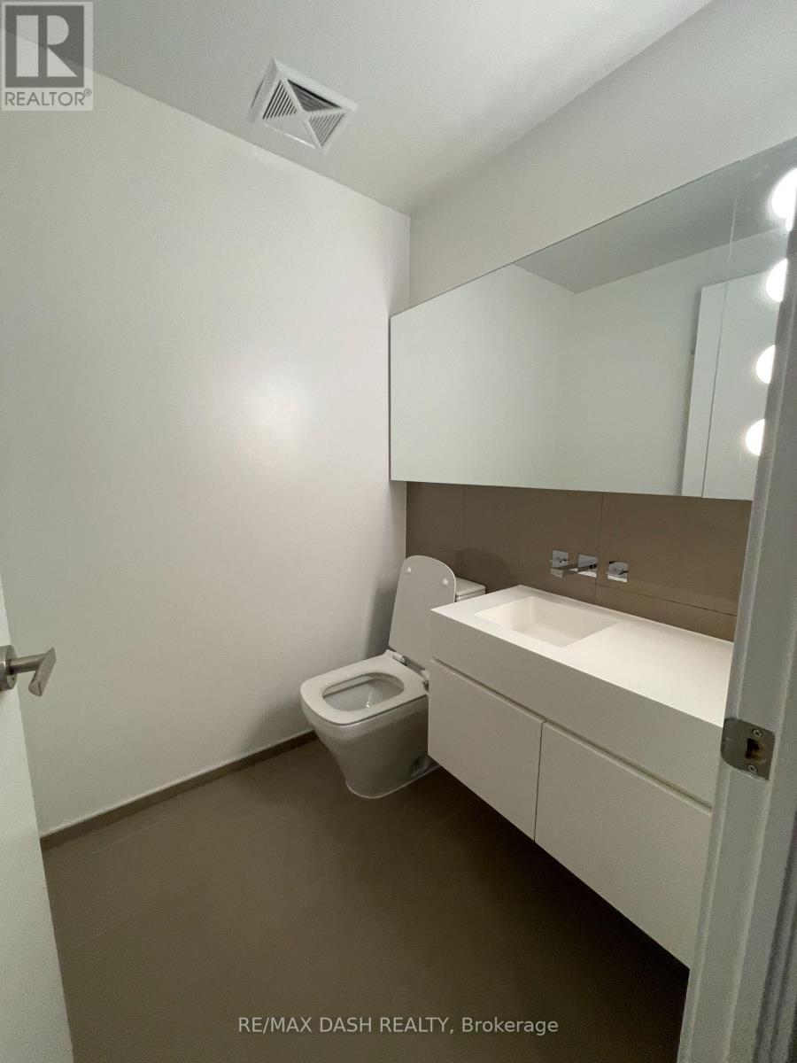 #4811 45 CHARLES STREET E - 7