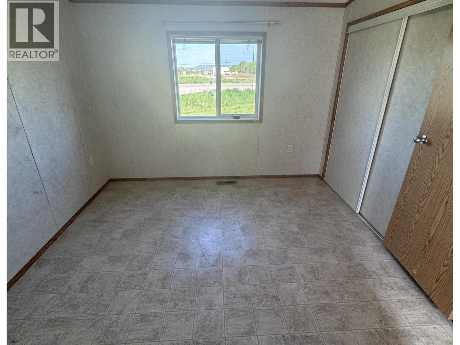 10223 W PINE AVENUE - 13
