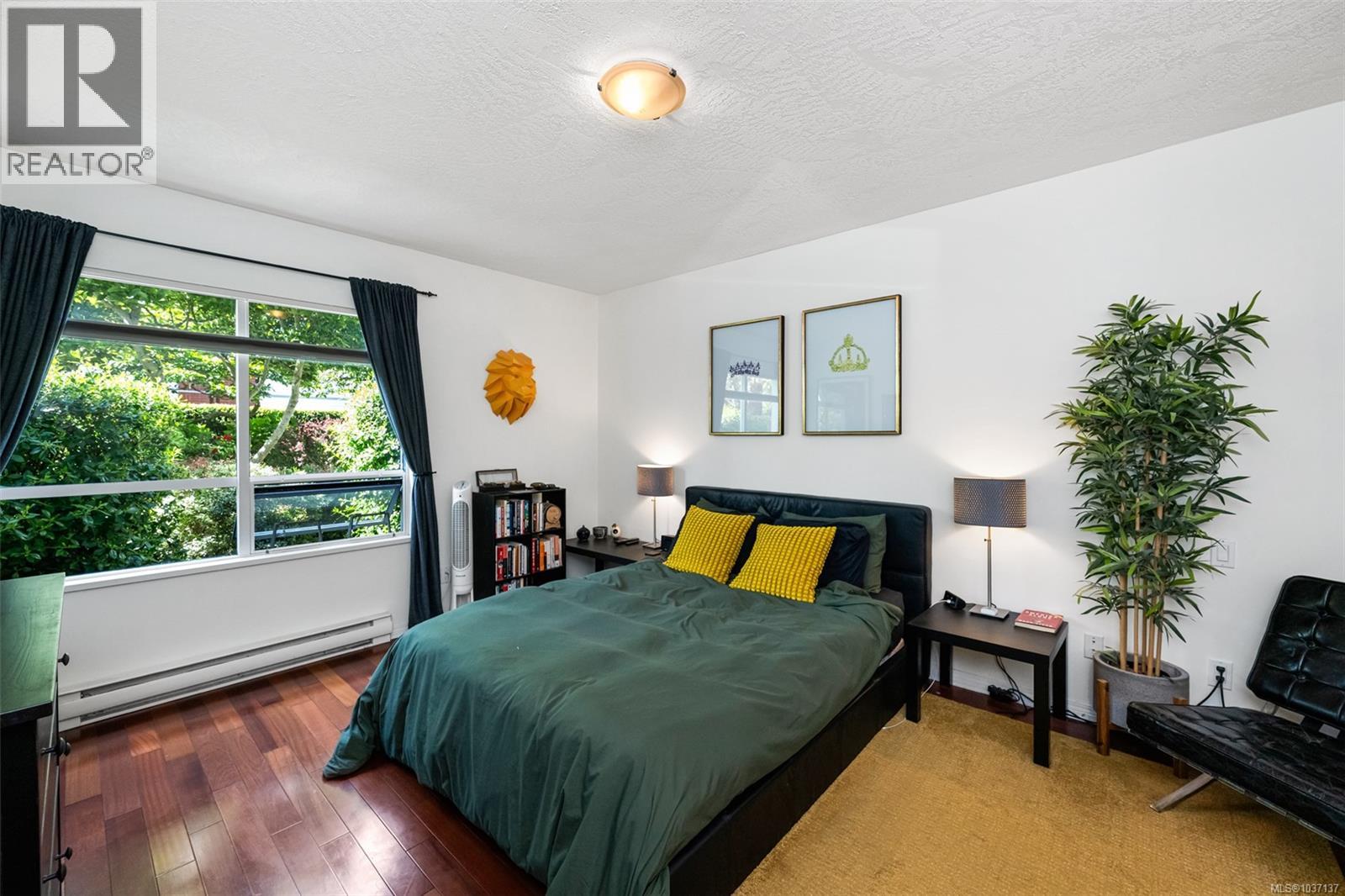 #109 380 Waterfront Cres - 18