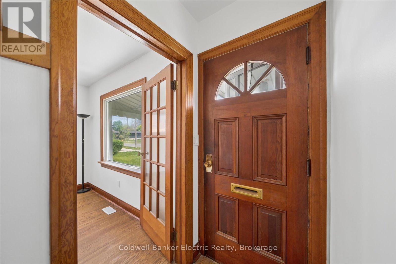 84 WARE STREET - 5