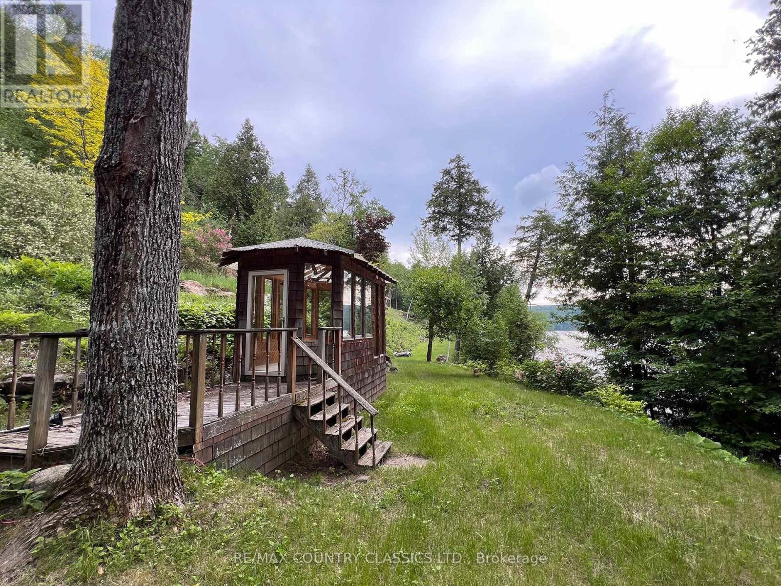 518 DUNCAN LANE - 15