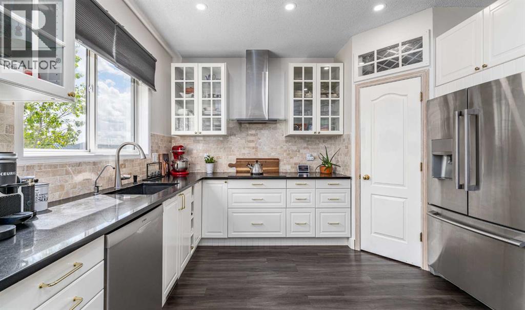 648 Scimitar Bay NW - 8