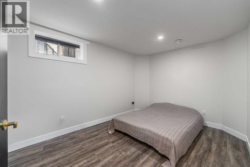 648 Scimitar Bay NW - 27