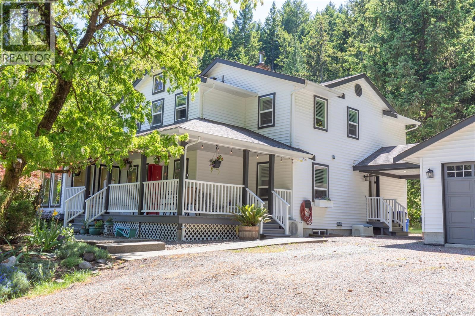 2956 Ridgeway Rd - Image 2