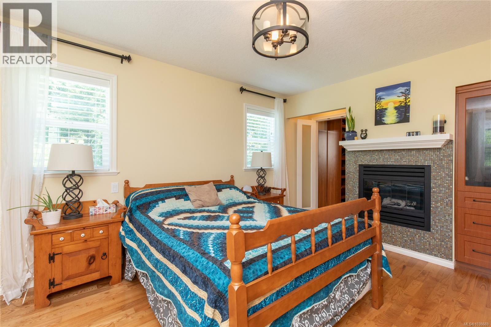 2956 Ridgeway Rd - 30
