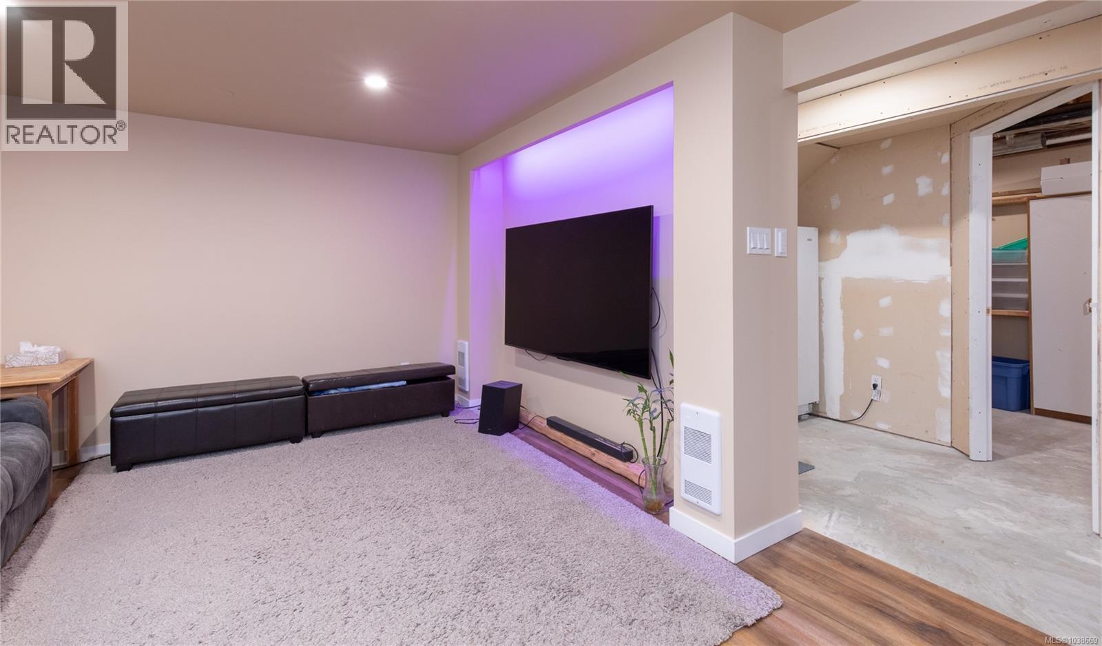 2956 Ridgeway Rd - 36