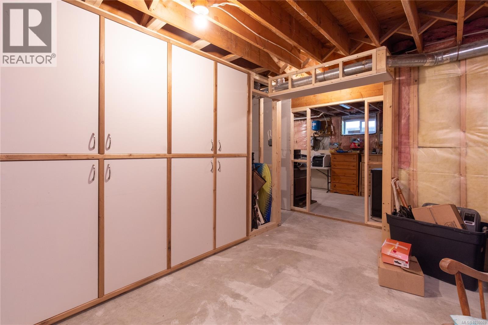 2956 Ridgeway Rd - 39