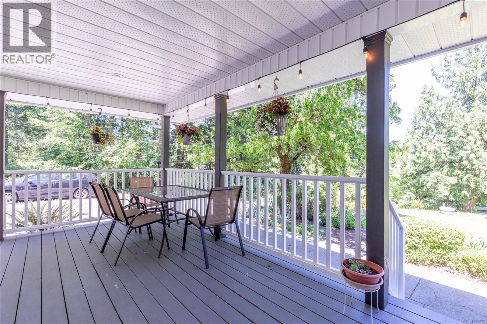 2956 Ridgeway Rd - 4