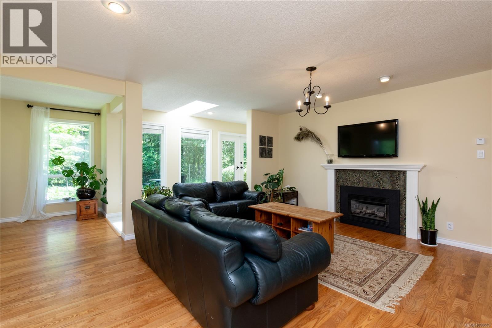 2956 Ridgeway Rd - 5