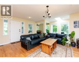 Ensuite - 2956 Ridgeway Rd, Nanaimo, BC V9R5K3 Photo 6