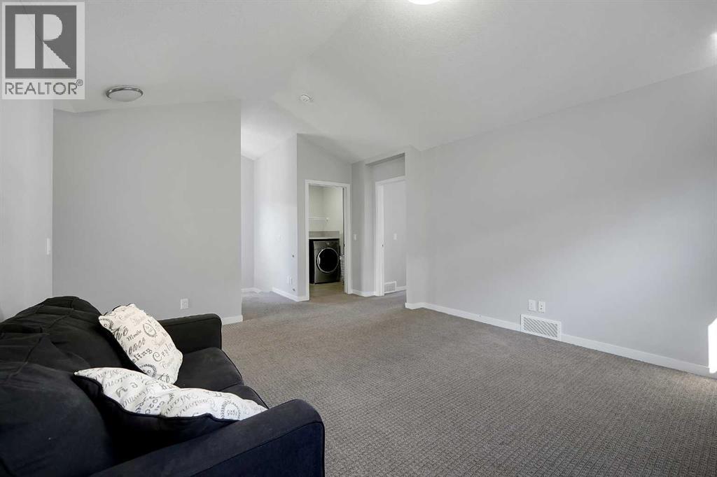 216 Carringvue Manor NW - 23
