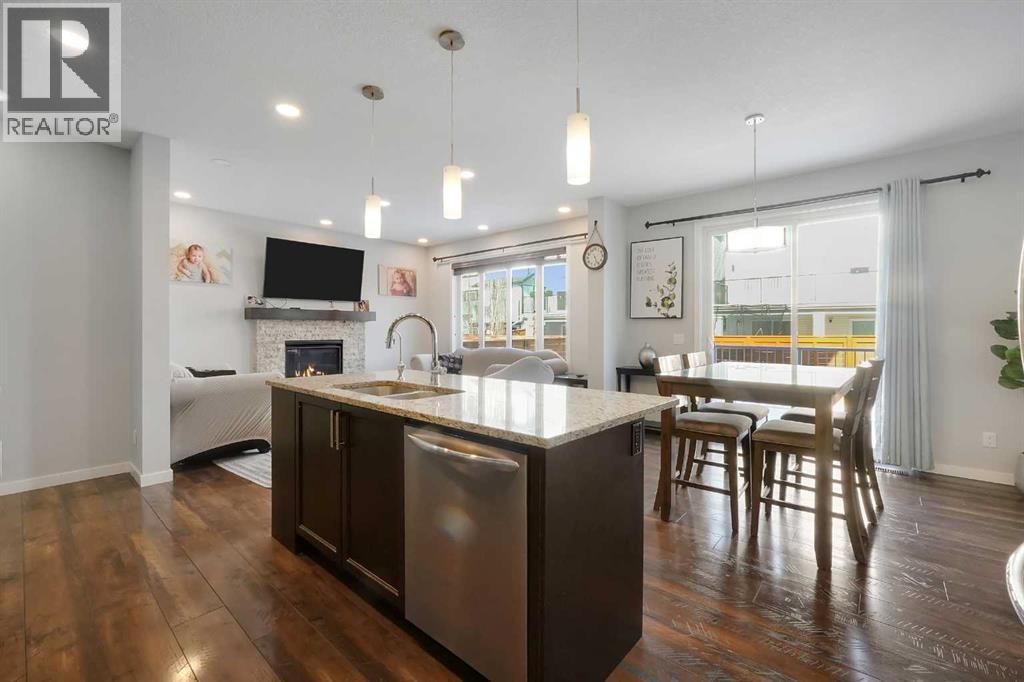216 Carringvue Manor NW - 20